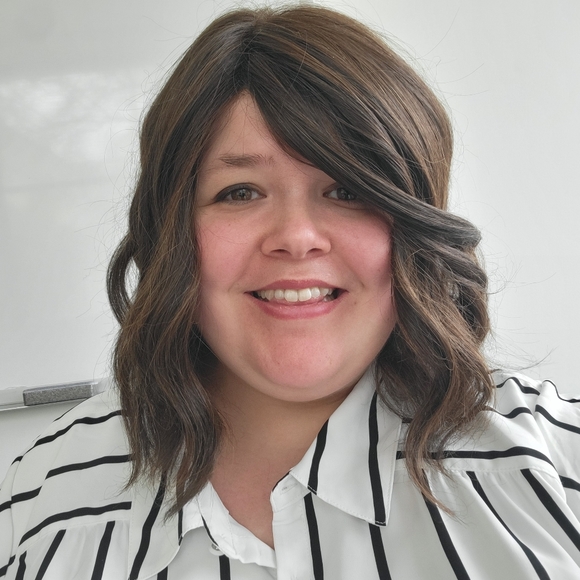 Meet the Posher Other - Meet your Posher, Katie